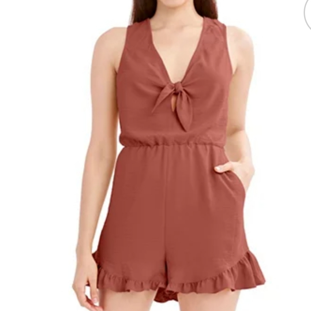 NWT! BCBG Rose Colored Romper -XS